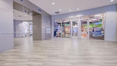 1750 N Bayshore Dr # 1712, Miami FL 33132 — 20