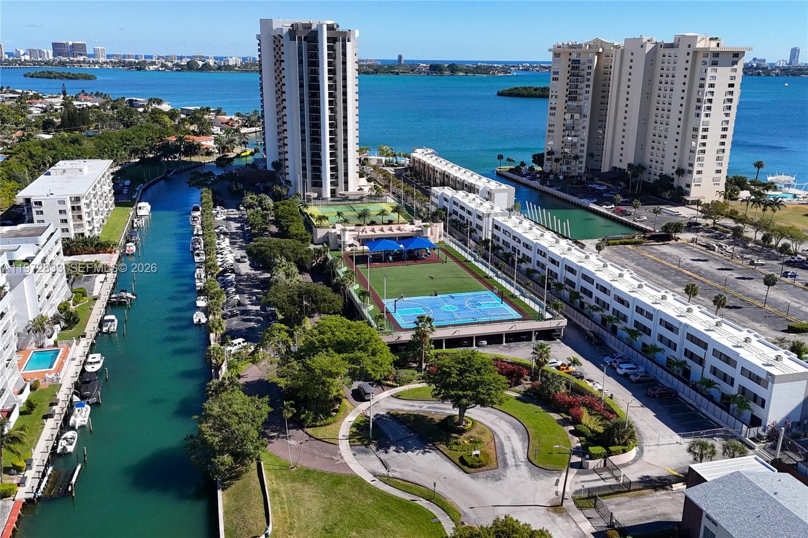 1800 NE 114th St # 711, Miami FL 33181 — 37
