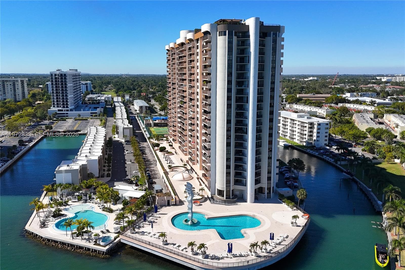 1800 NE 114th St # 711, Miami FL 33181 — 40