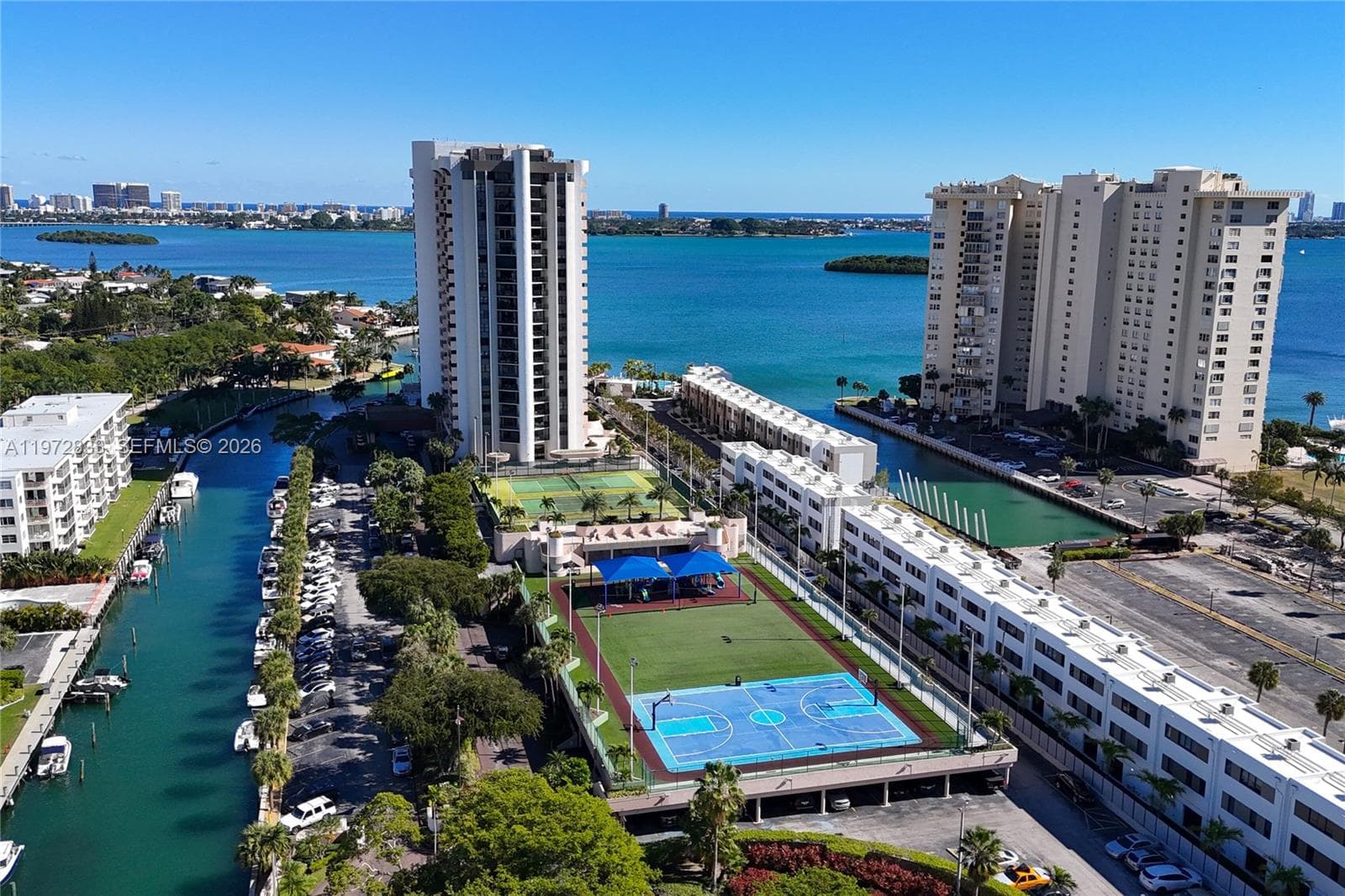 1800 NE 114th St # 711, Miami FL 33181 — 39