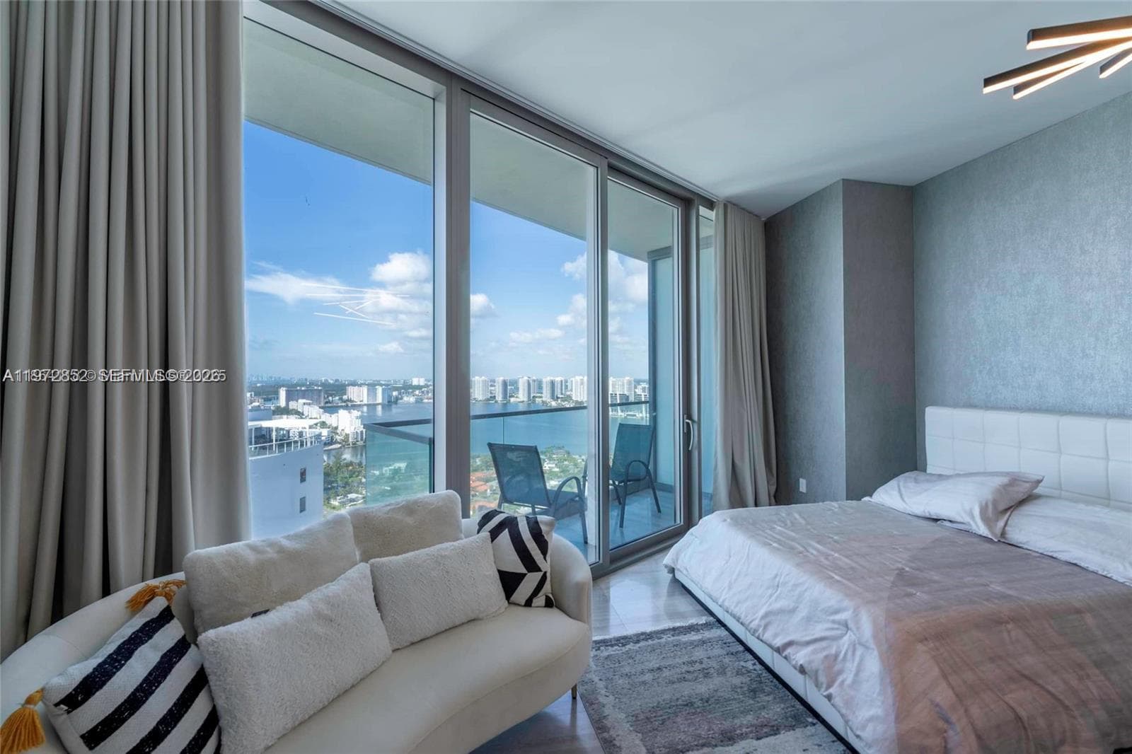 18975 Collins Ave # 3004, Sunny Isles Beach FL 33160 — 19