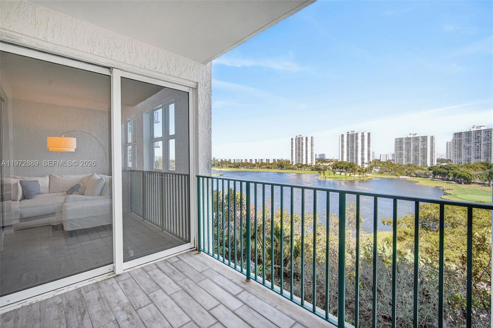 20000 E Country Club Dr # 714, Aventura FL 33180 — 24