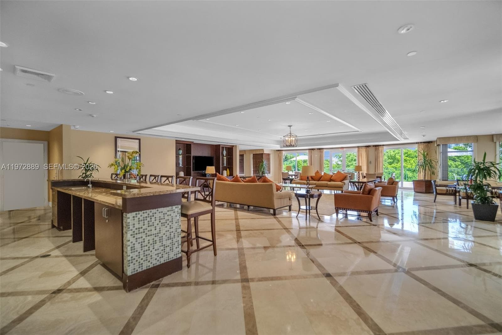 20000 E Country Club Dr # 714, Aventura FL 33180 — 38