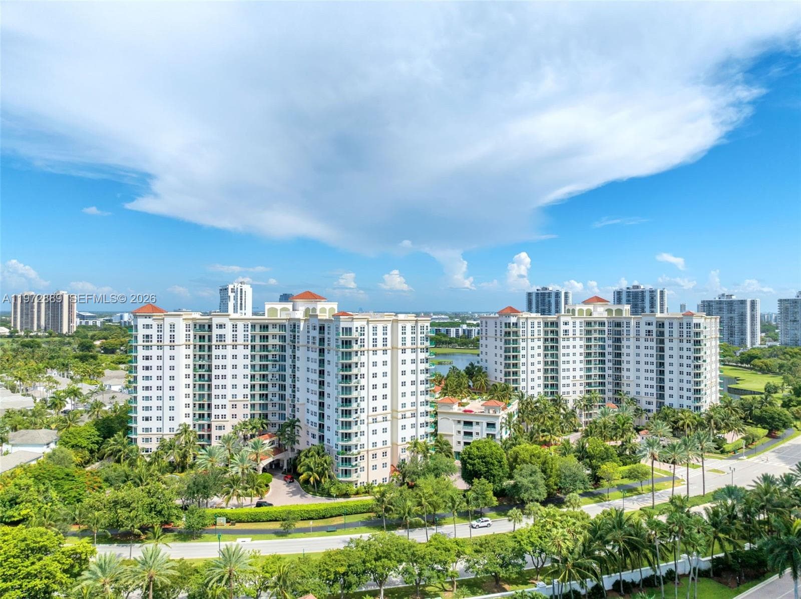 20000 E Country Club Dr # 714, Aventura FL 33180 — 49