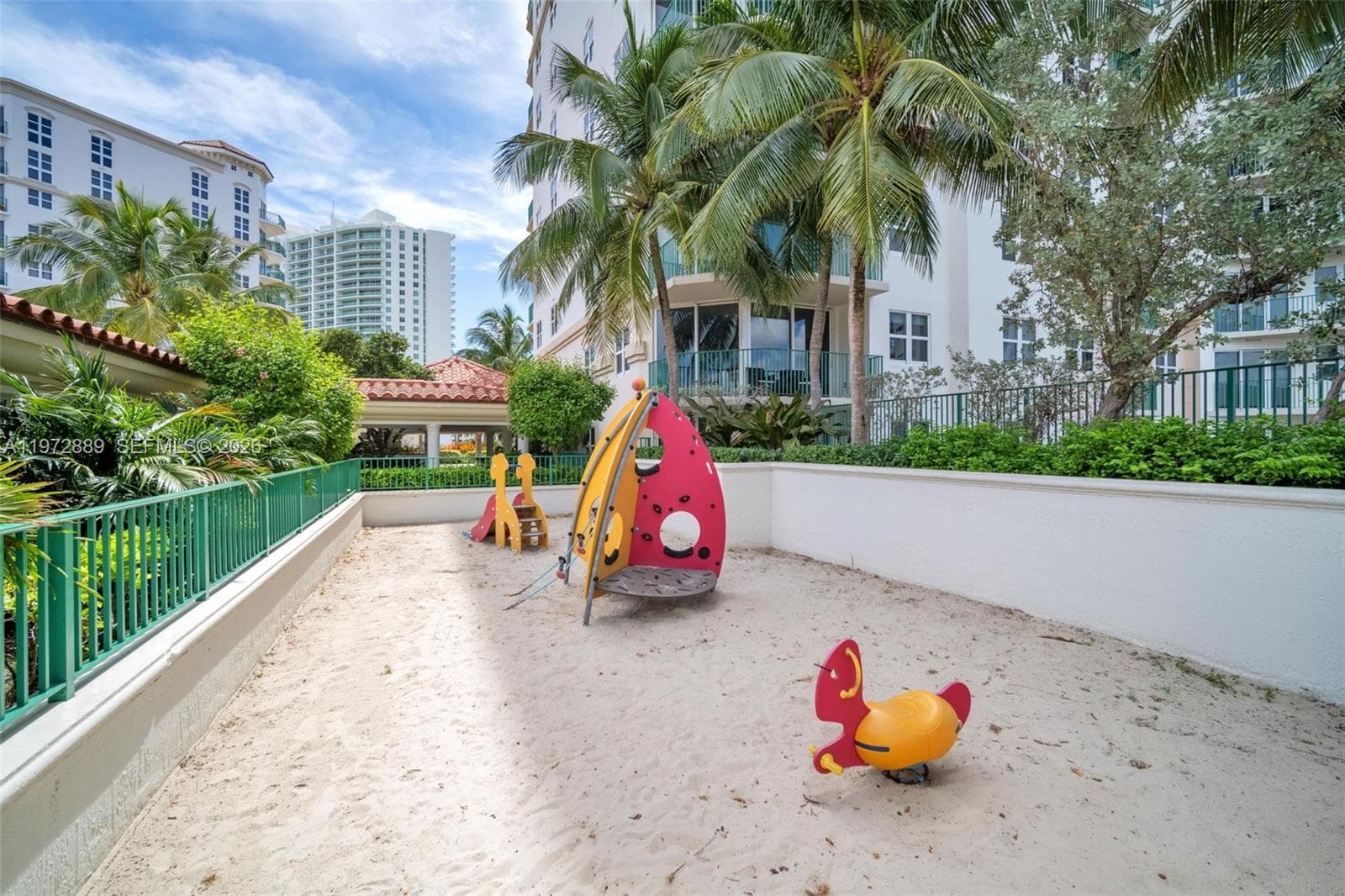 20000 E Country Club Dr # 714, Aventura FL 33180 — 37
