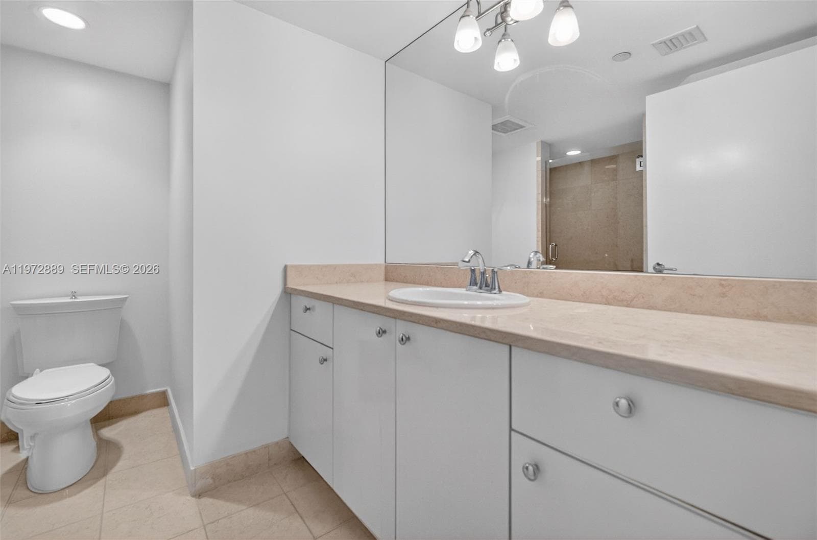 20000 E Country Club Dr # 714, Aventura FL 33180 — 19