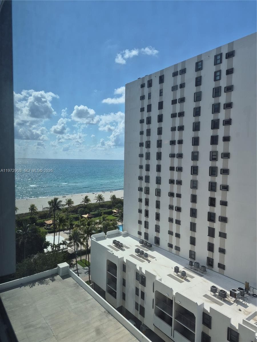 2655 Collins Ave # 1404, Miami Beach FL 33140 — 38