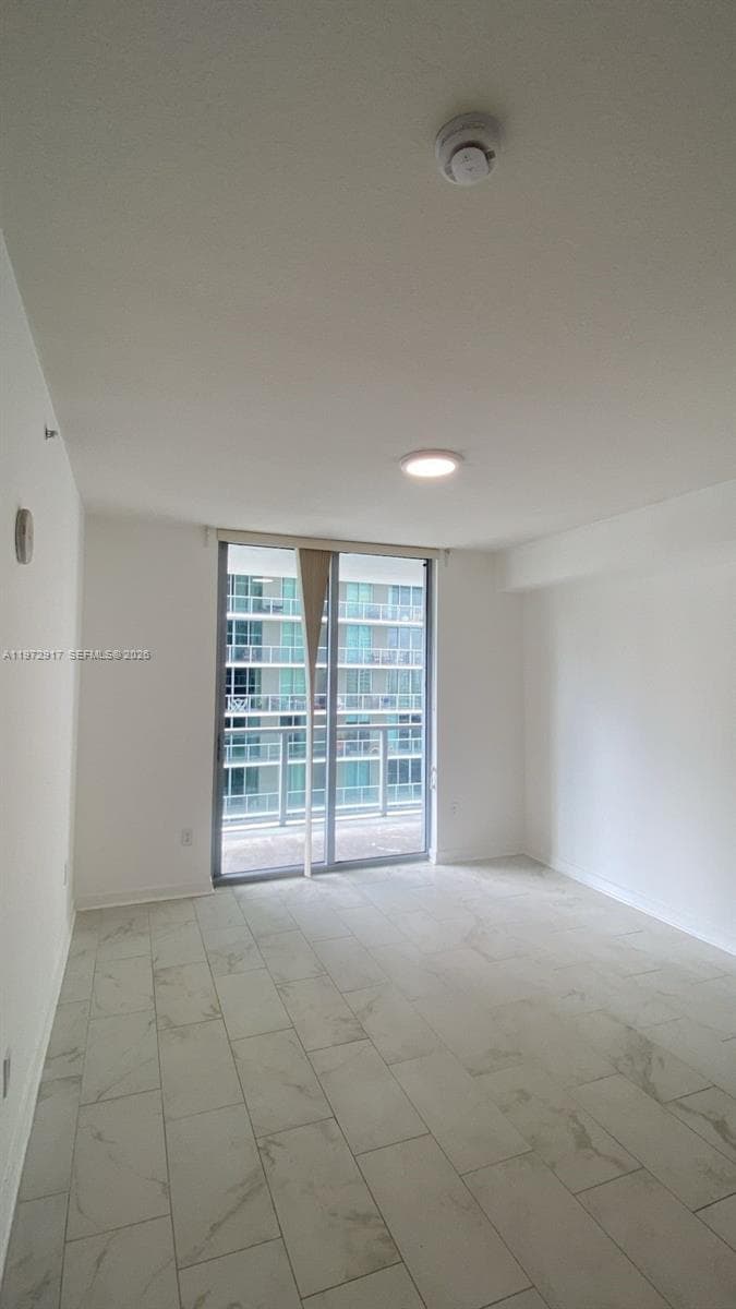 1111 SW 1st Ave, Miami FL 33130 — 16