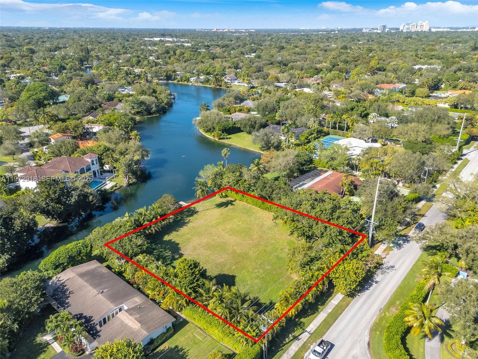 12950 SW 67th Ave, Pinecrest FL 33156 — 41