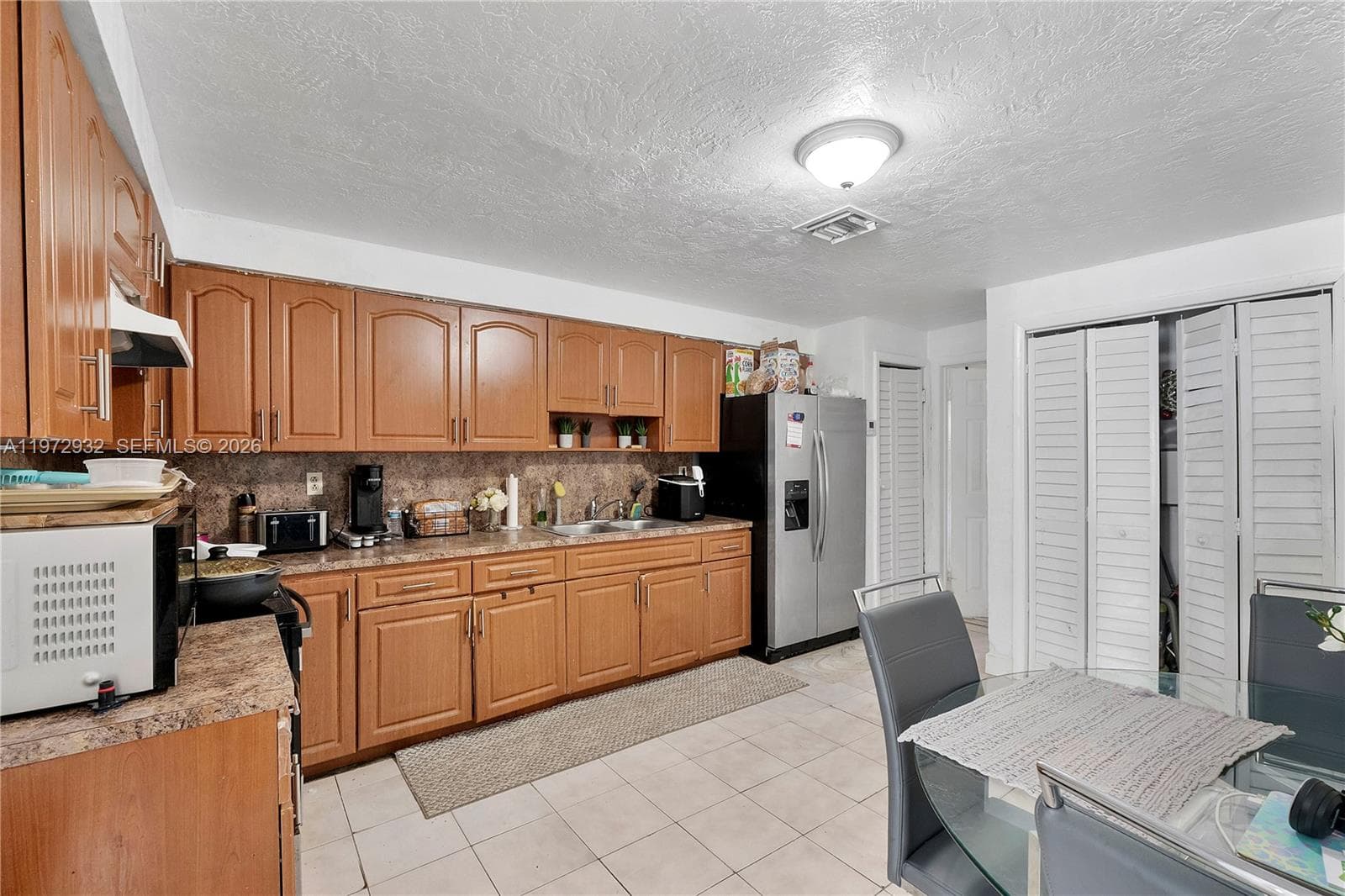 1563 NE 148th St, Miami FL 33161 — 4