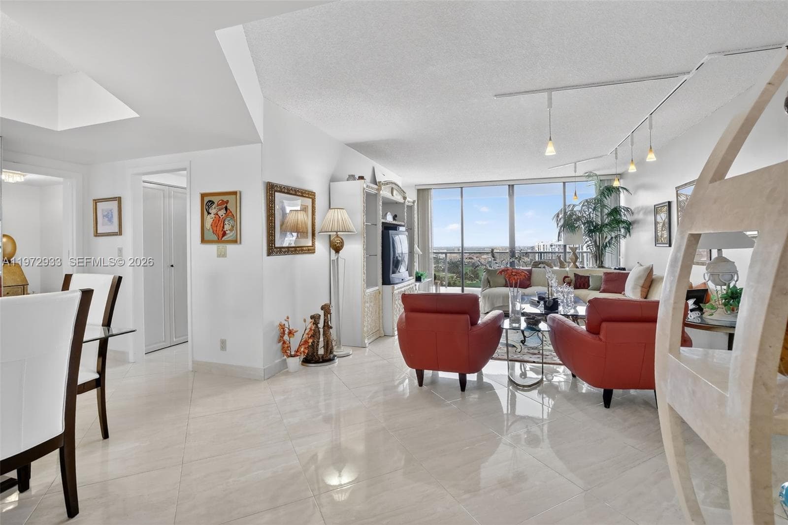 20281 E Country Club Dr # 2403, Aventura FL 33180 — 1