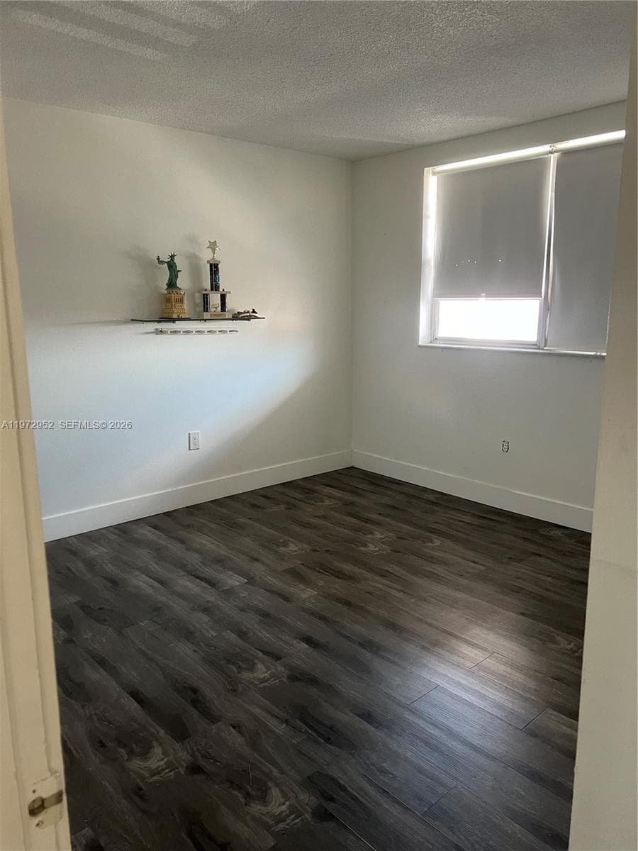 18601 NE 14th Ave # 411, Miami FL 33179 — 5