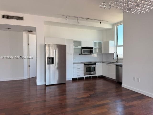 133 NE 2nd Ave # 3213, Miami FL 33132 — 1