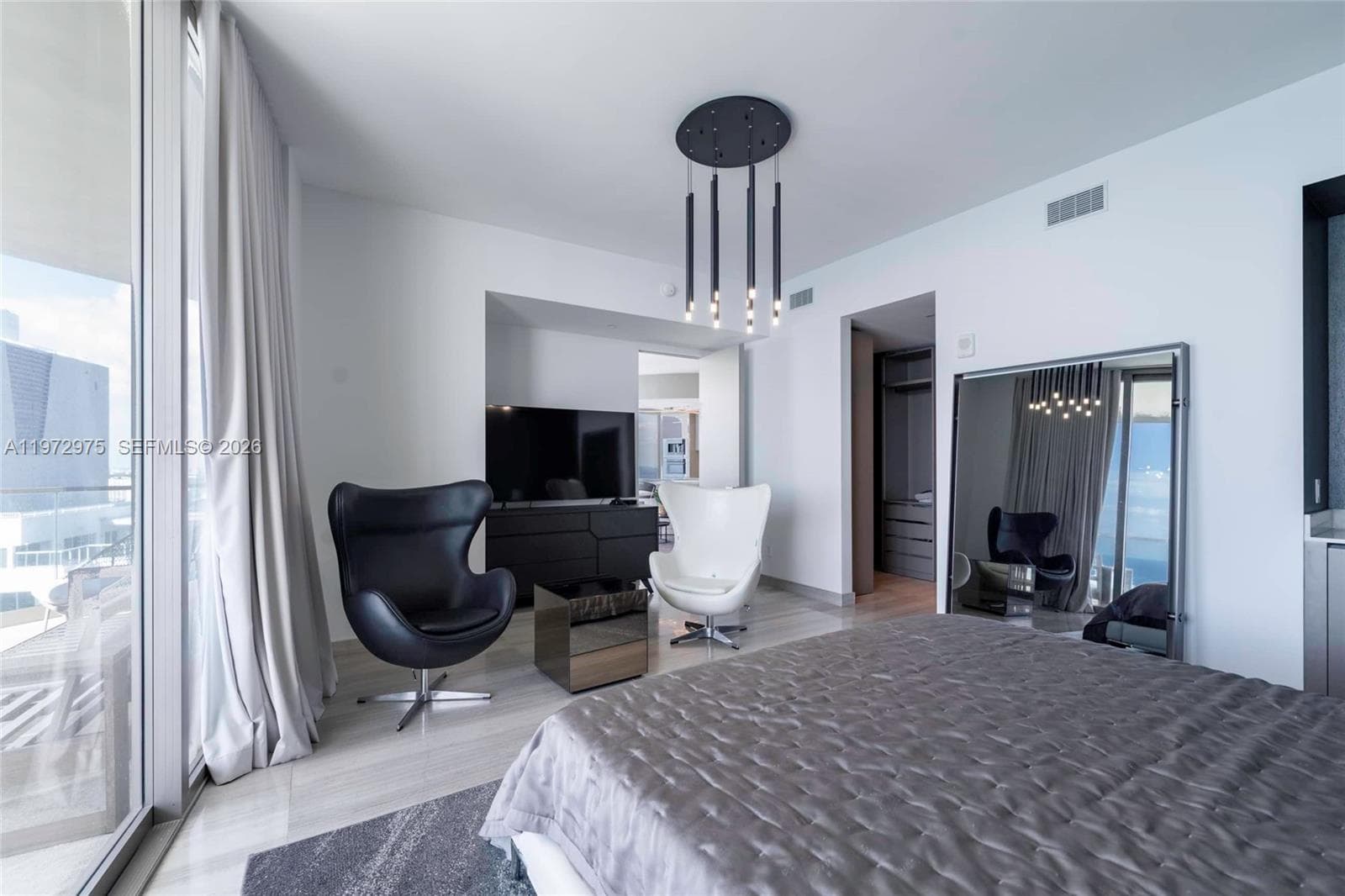18975 Collins Ave # 3004, Sunny Isles Beach FL 33160 — 21