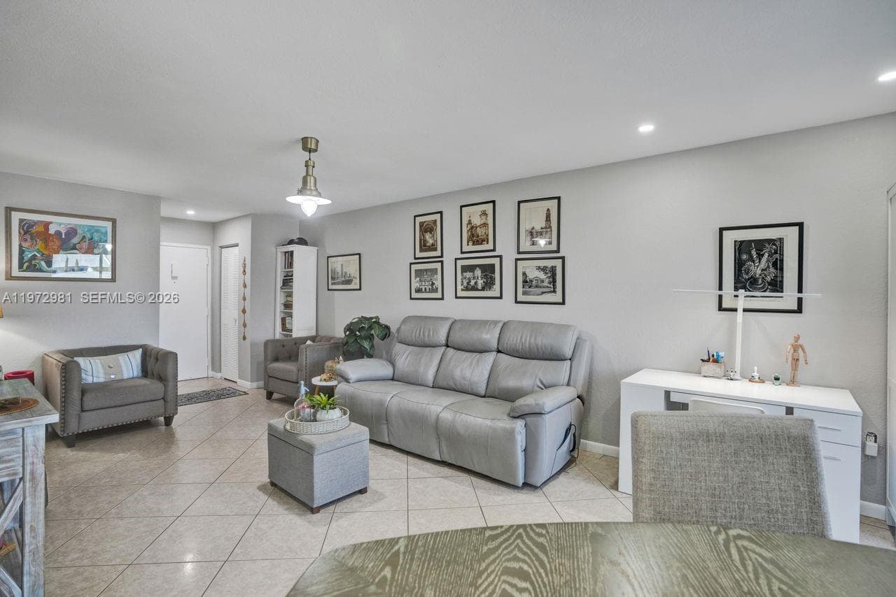 3665 NE 167th St # 208, North Miami Beach FL 33160 — 8