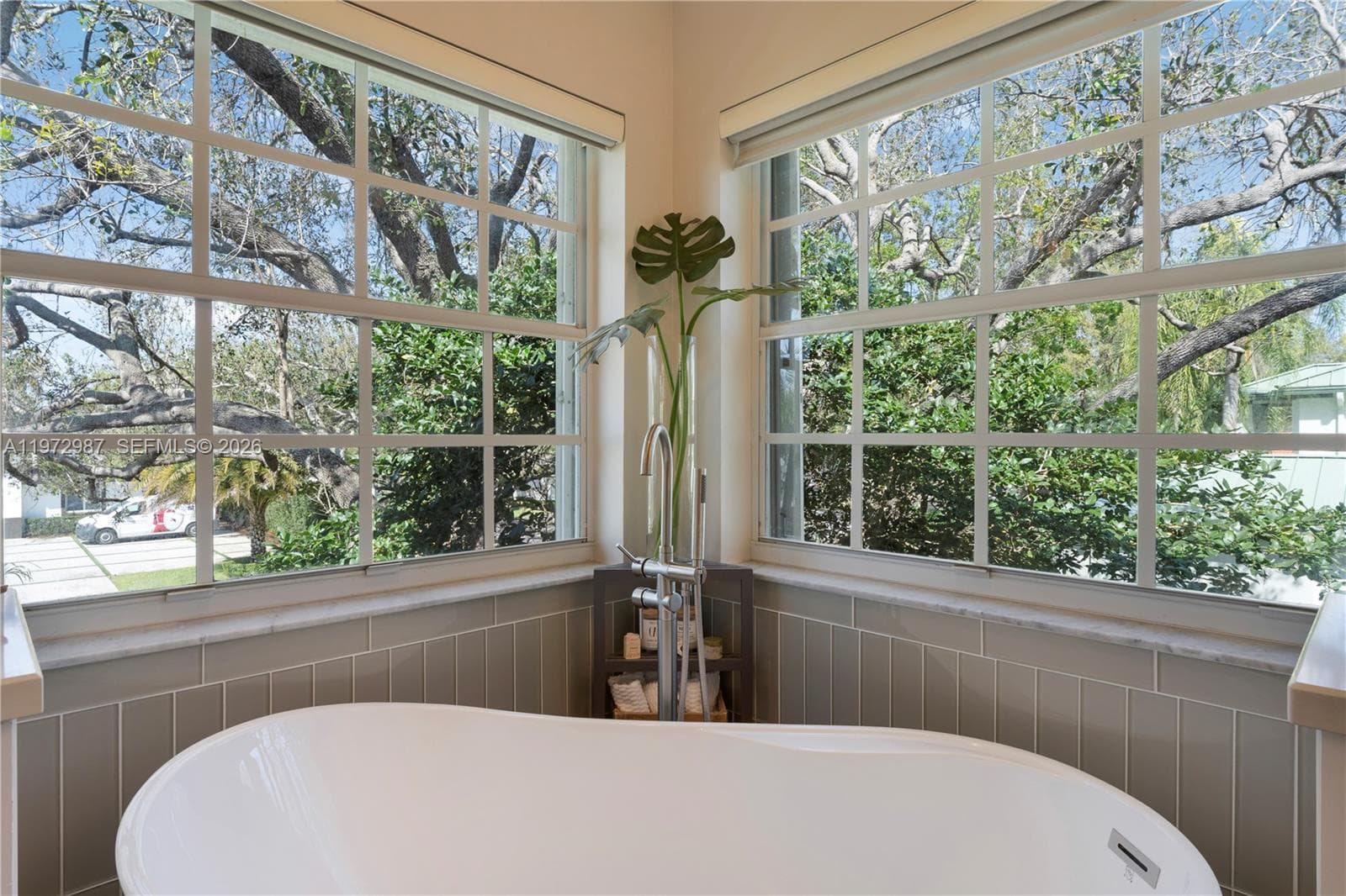 16085 SW 84th Pl, Palmetto Bay FL 33157 — 32