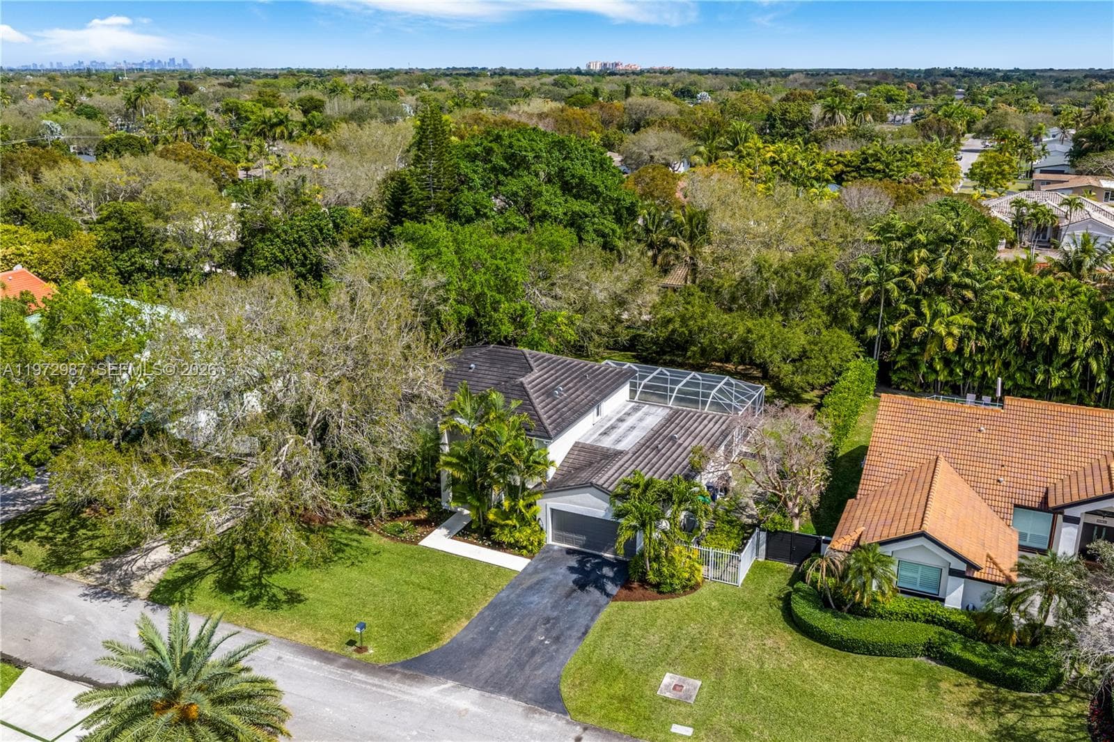 16085 SW 84th Pl, Palmetto Bay FL 33157 — 40