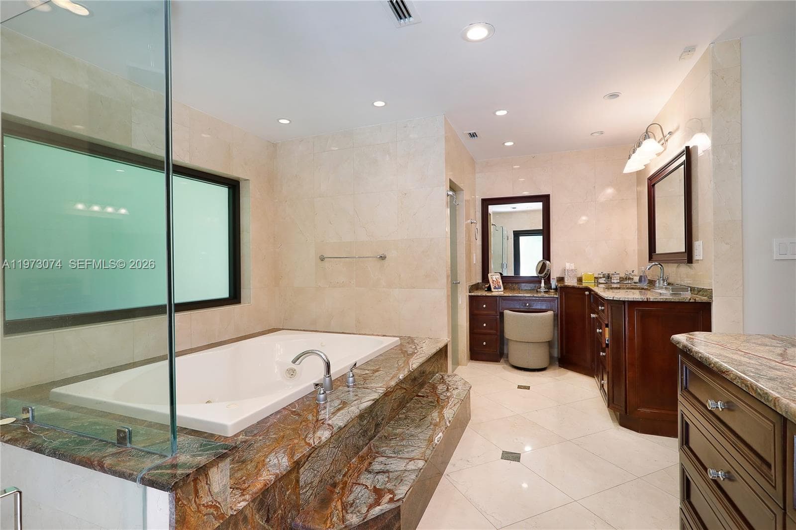 7322 Vistalmar St, Coral Gables FL 33143 — 21