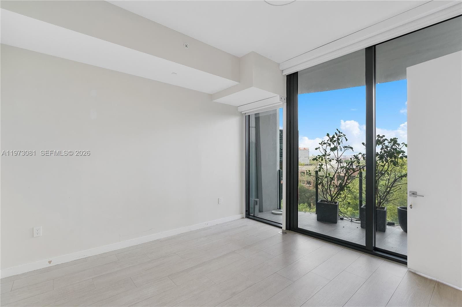 2831 S Bayshore Dr # 707, Miami FL 33133 — 28