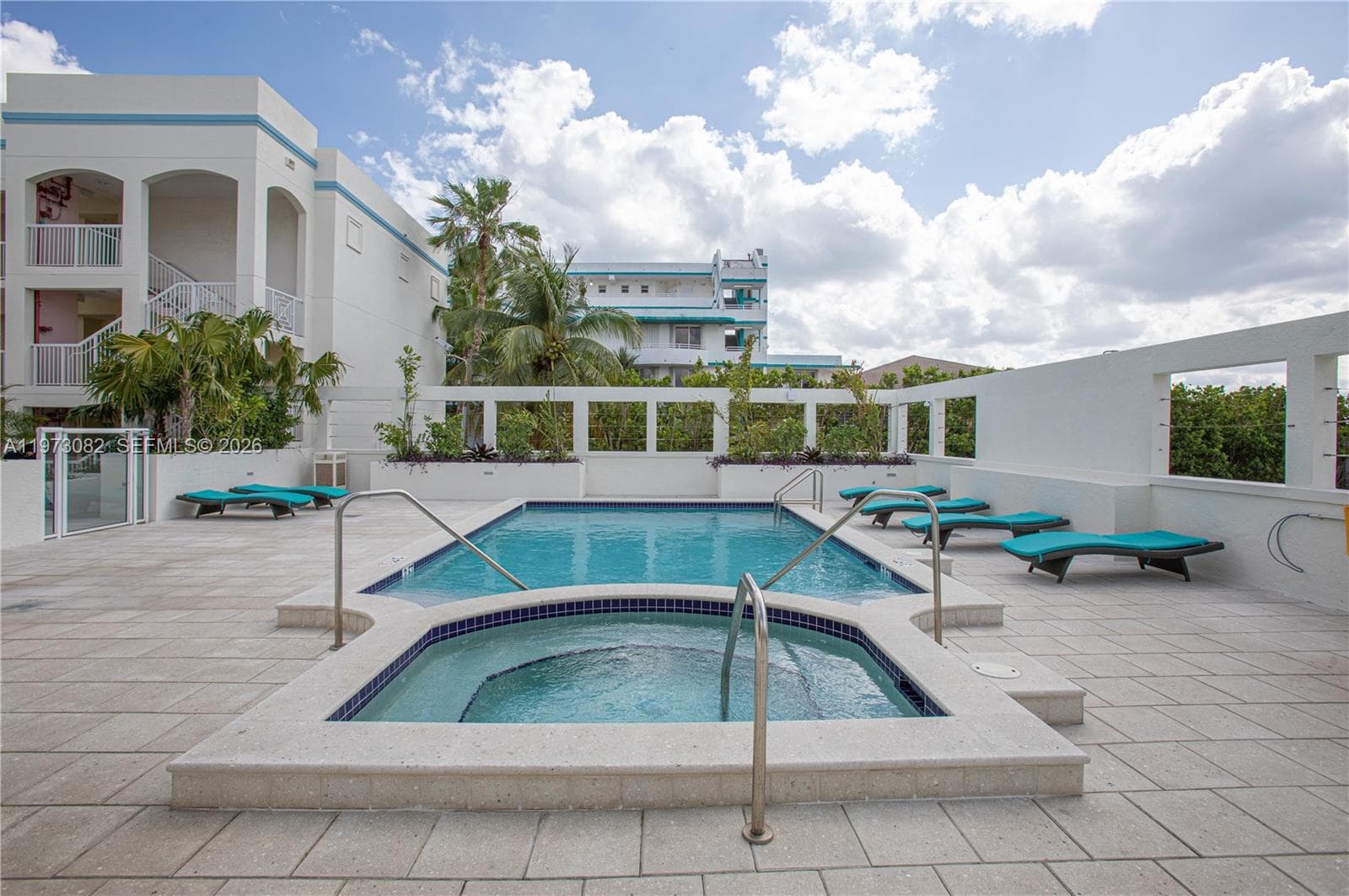 9172 NE Collins Ave # 312, Surfside FL 33154 — 2