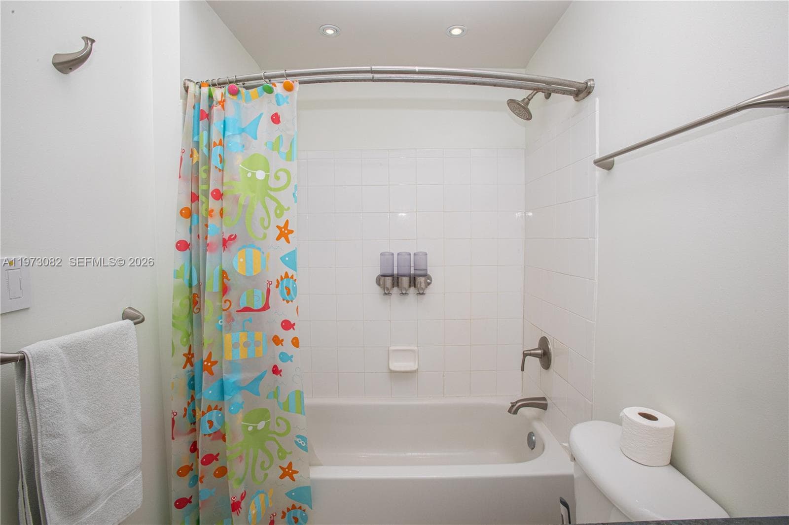 9172 NE Collins Ave # 312, Surfside FL 33154 — 32