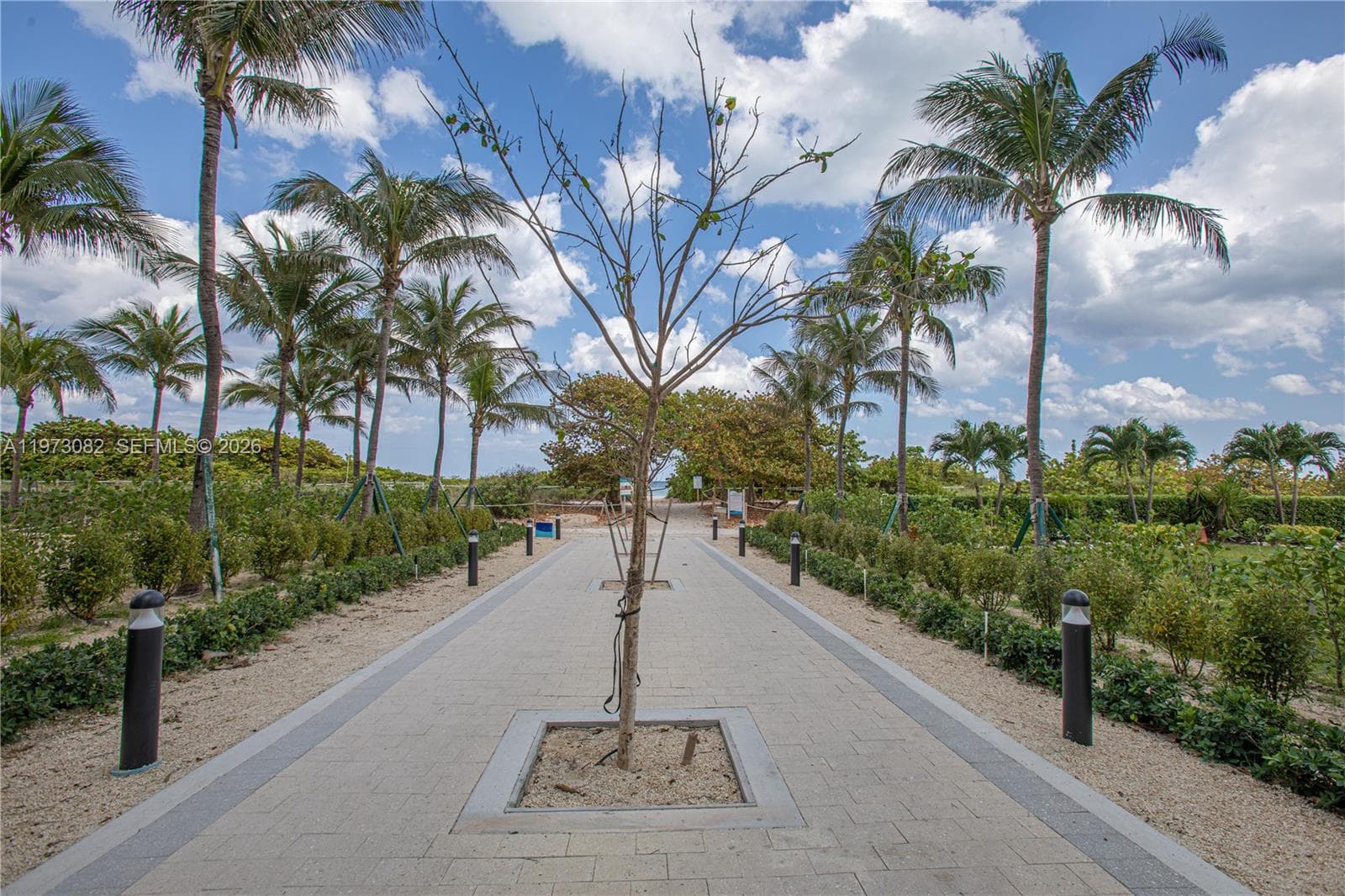 9172 NE Collins Ave # 312, Surfside FL 33154 — 9