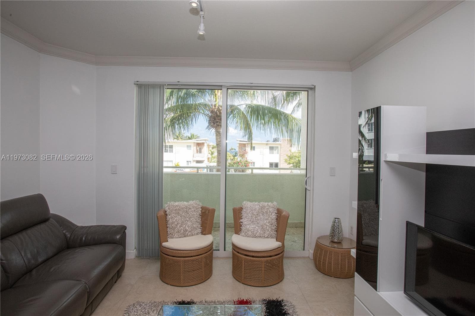 9172 NE Collins Ave # 312, Surfside FL 33154 — 33