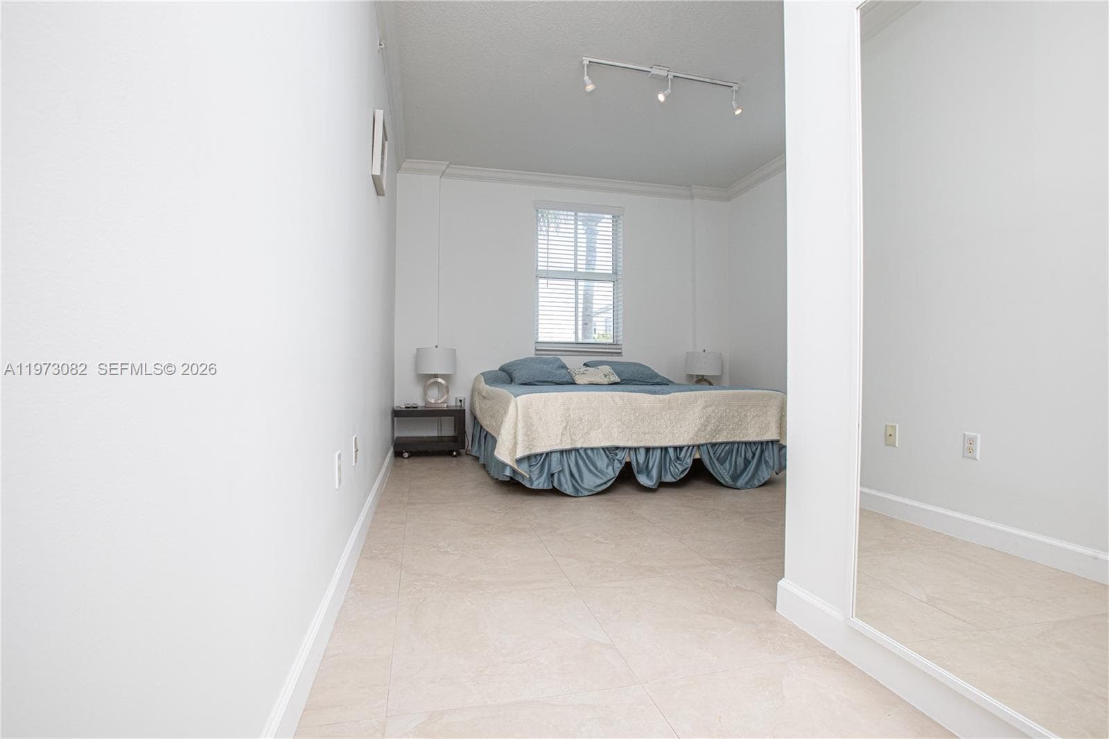 9172 NE Collins Ave # 312, Surfside FL 33154 — 11