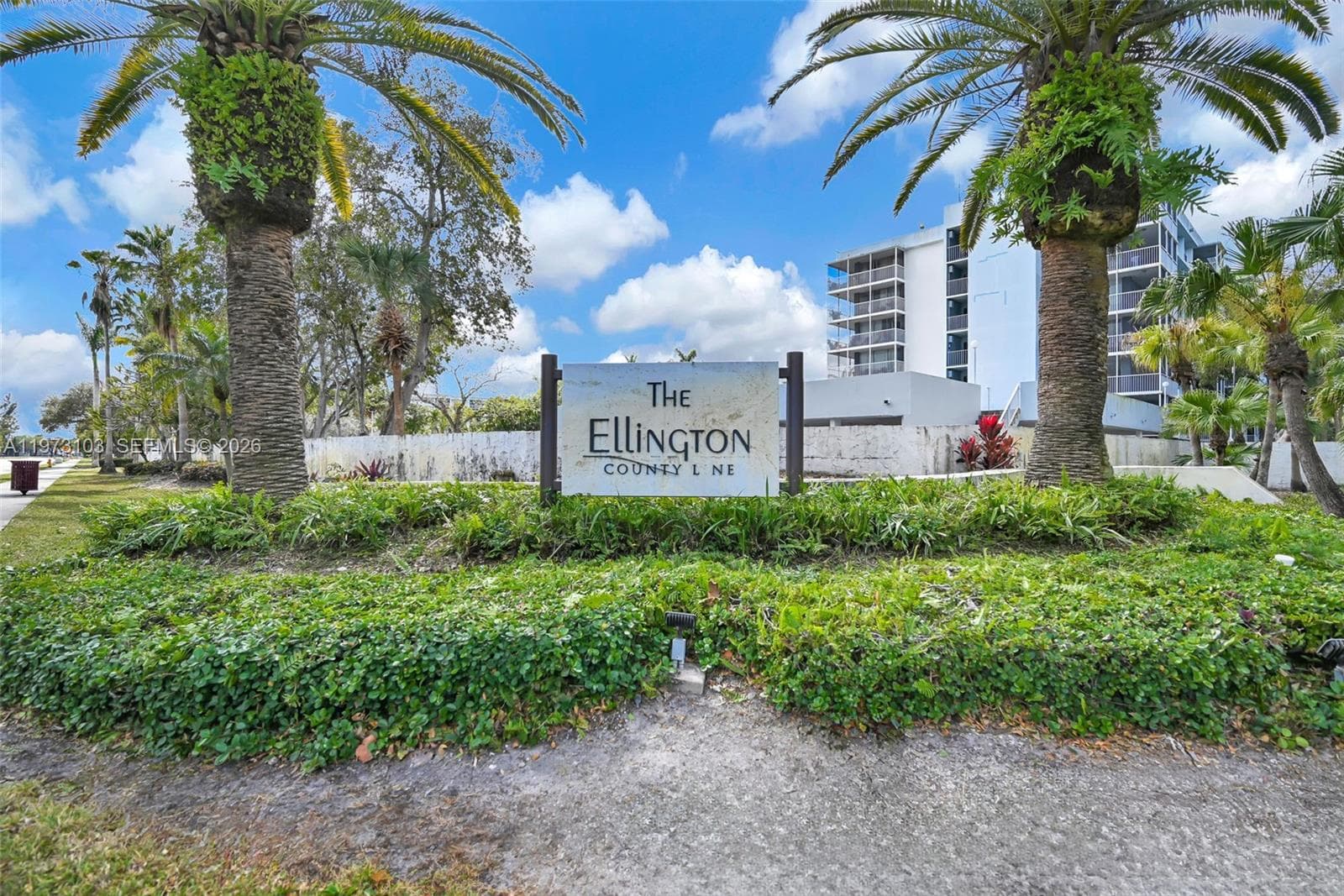 700 NW 214th St # 321, Miami Gardens FL 33169 — 2