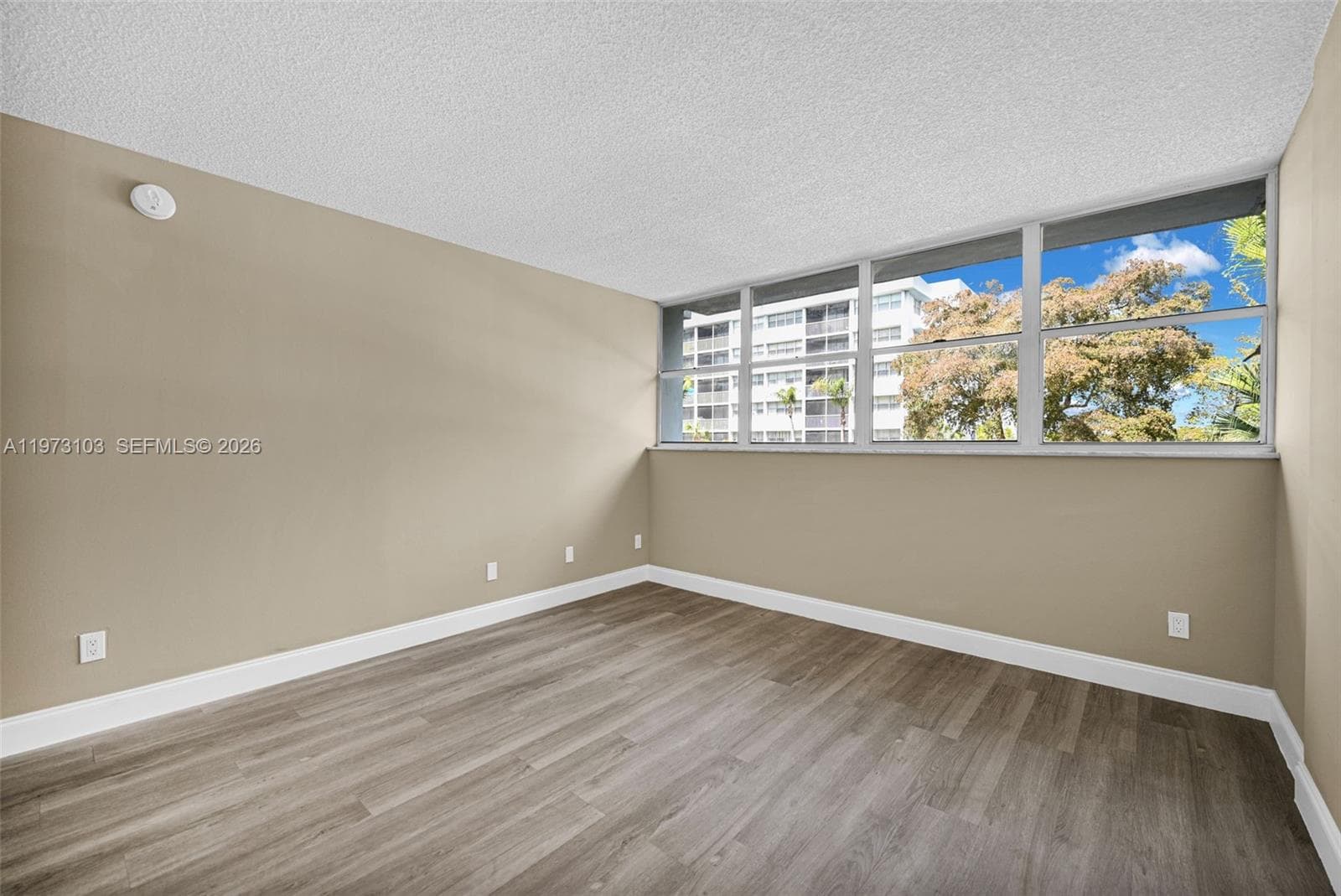 700 NW 214th St # 321, Miami Gardens FL 33169 — 15