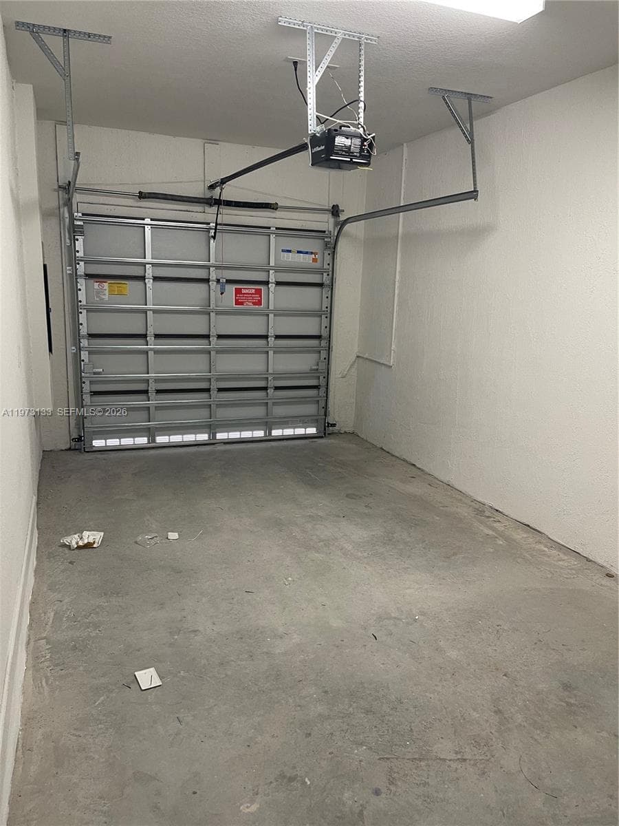 20564 NE 5th Pl, Miami FL 33179 — 5
