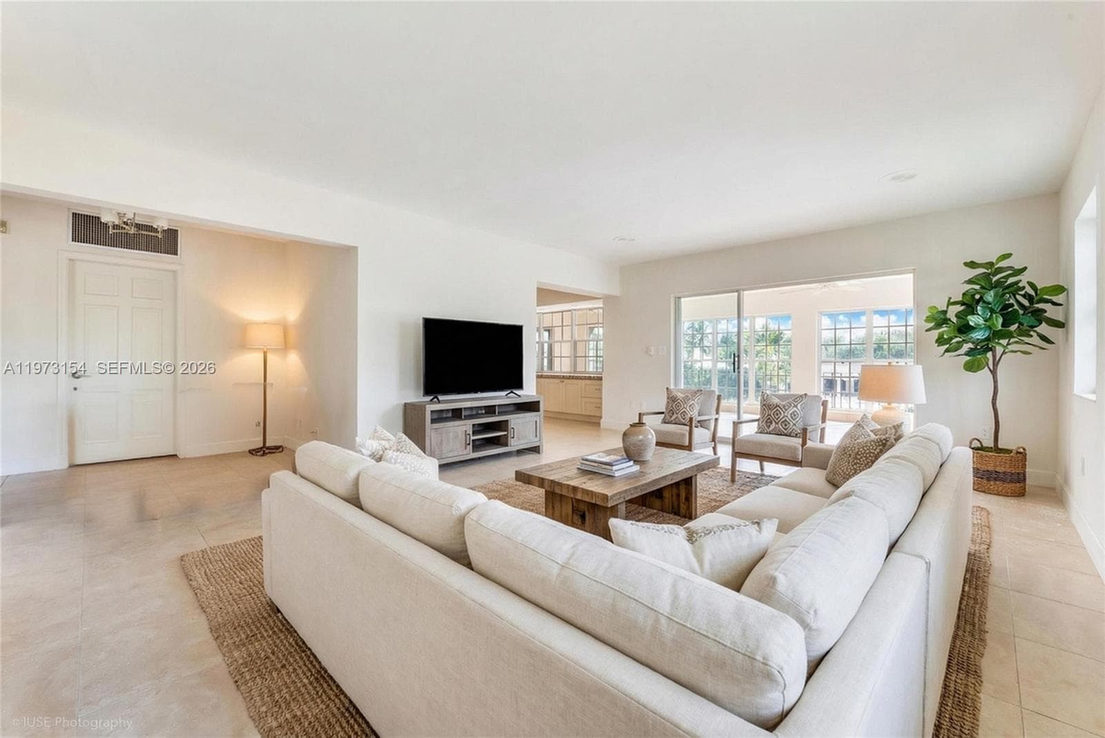 1265 S Alhambra Cir # B, Coral Gables FL 33146 — 3