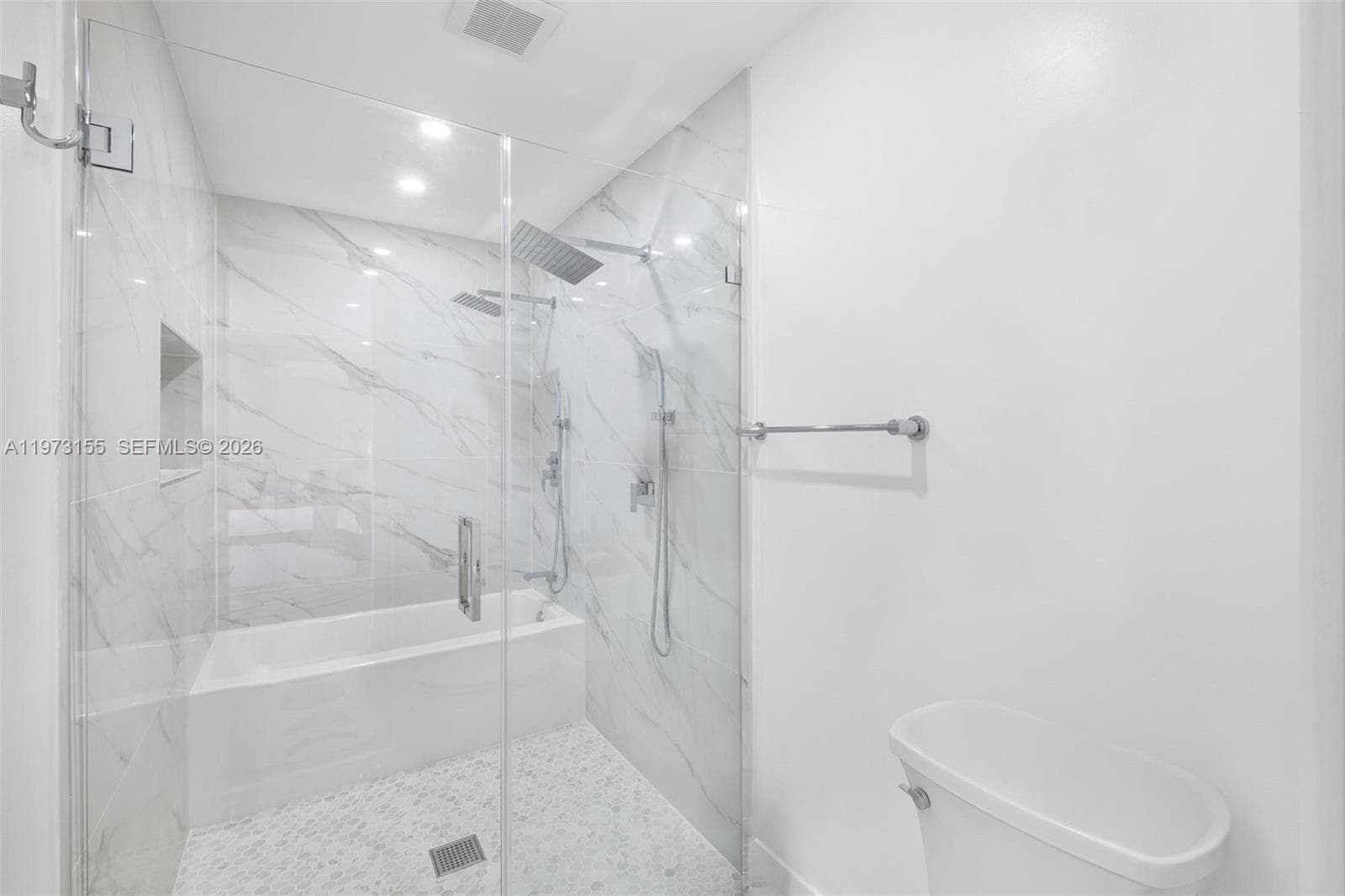 13710 SW 18th Ter, Miami FL 33175 — 17