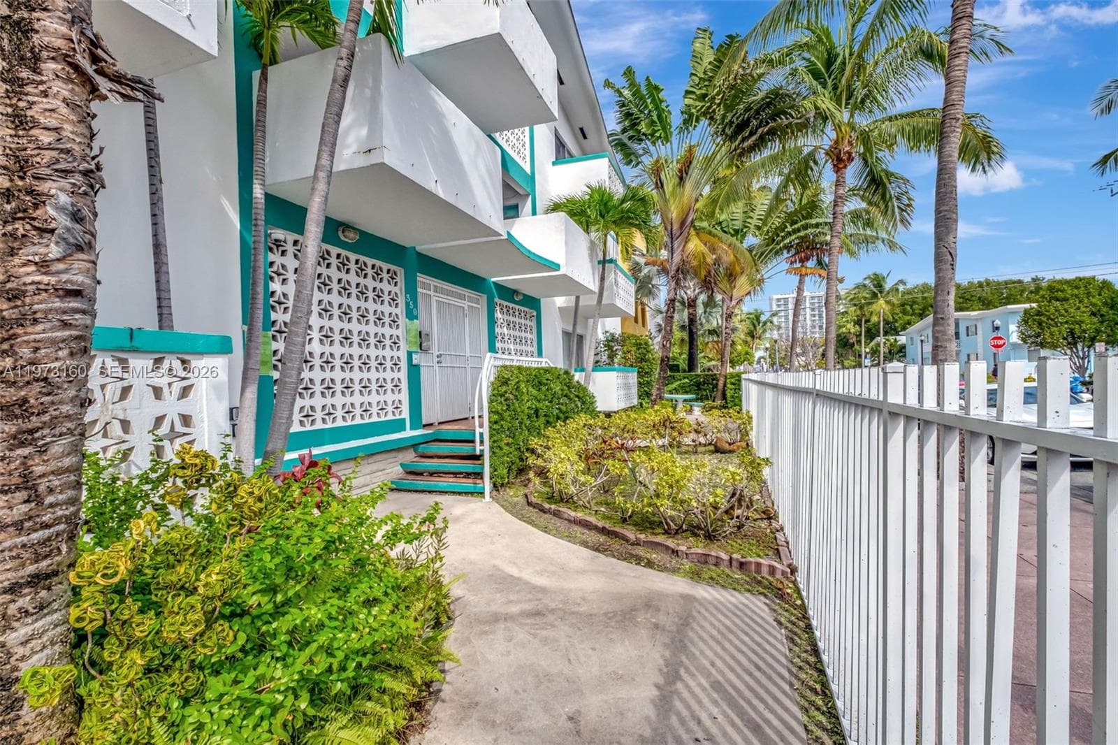 350 Collins Ave # 306, Miami Beach FL 33139 — 1