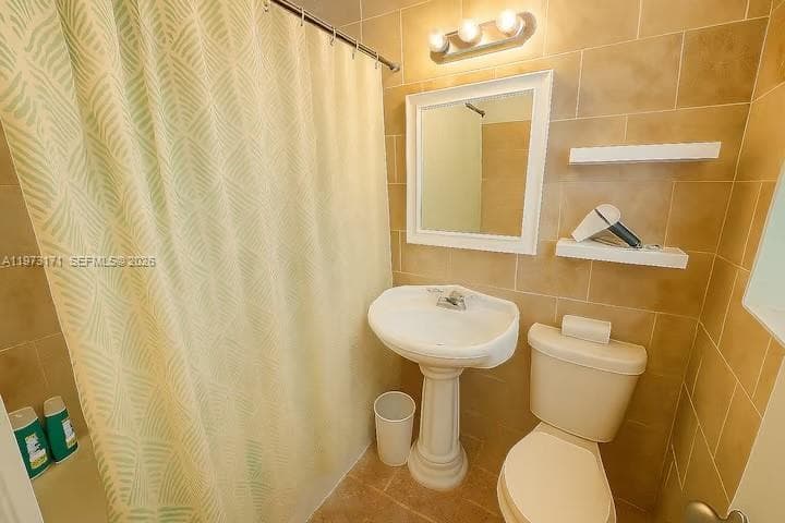 3025 Indian Creek Dr # 101, Miami Beach FL 33140 — 5