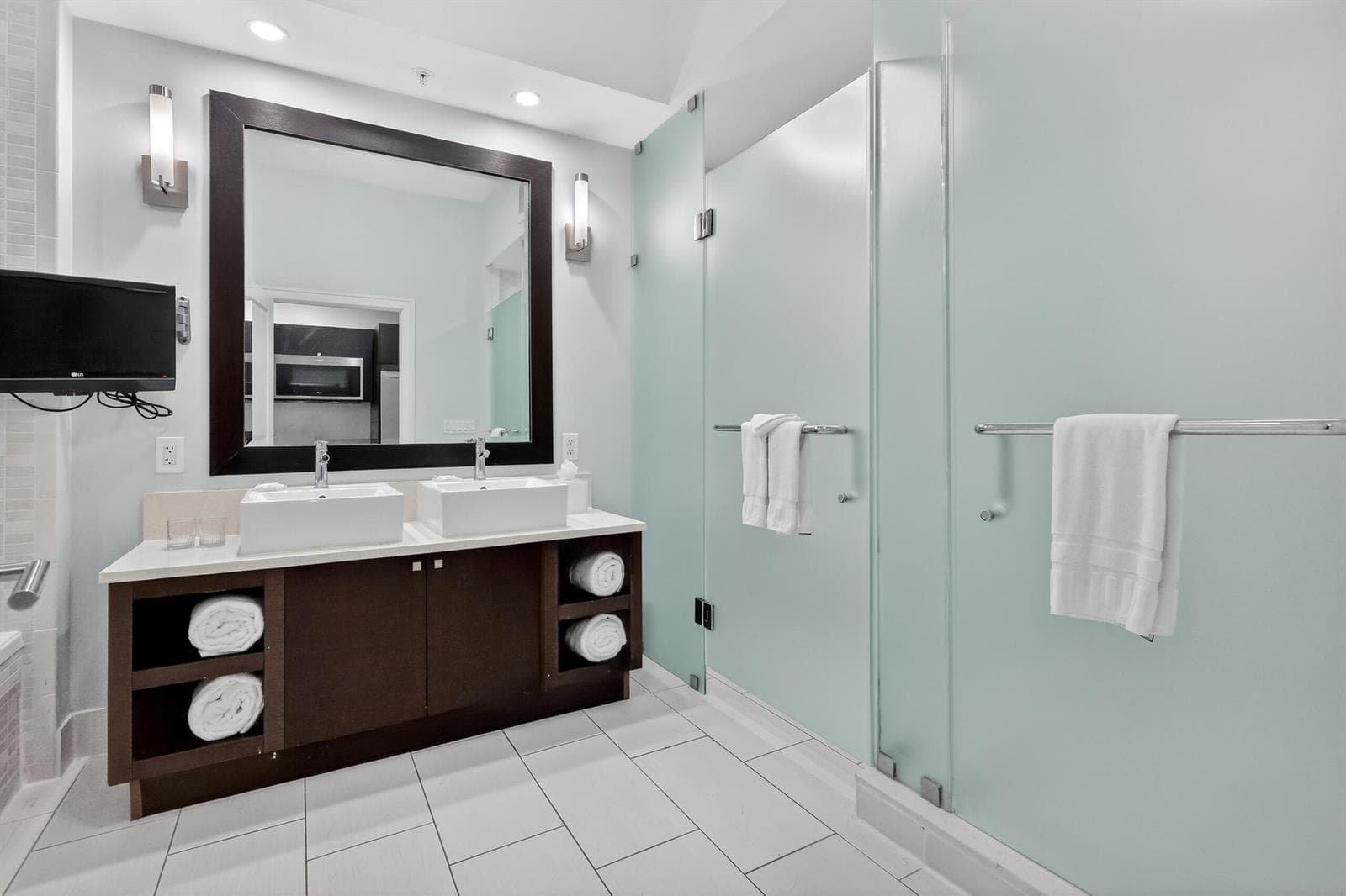 5300 NW 87th Avenue # 1215, Doral FL 33178 — 16