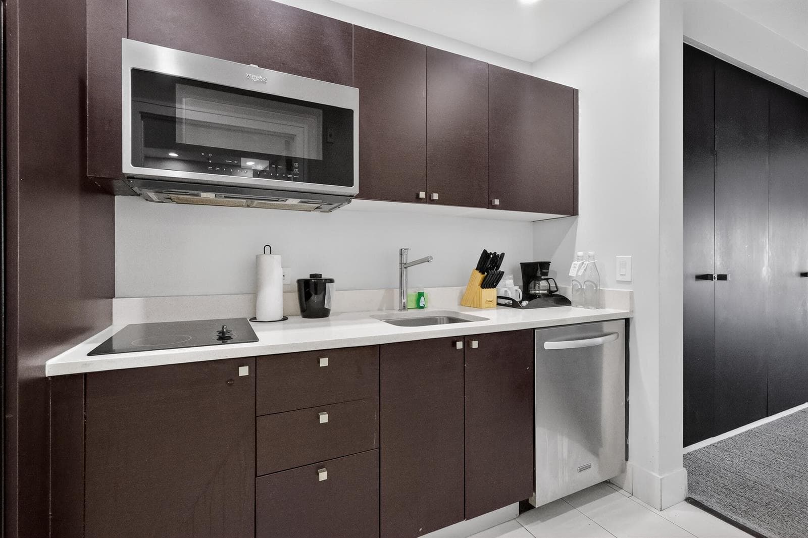 5300 NW 87th Avenue # 1215, Doral FL 33178 — 14