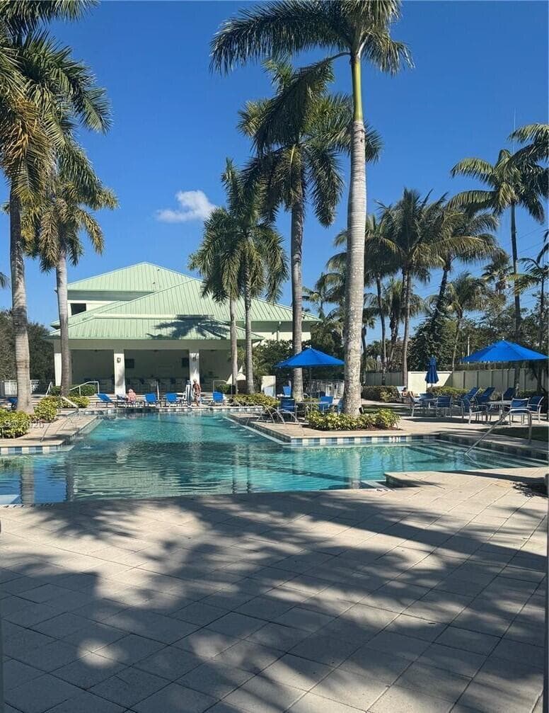 5300 NW 87th Avenue # 1215, Doral FL 33178 — 25