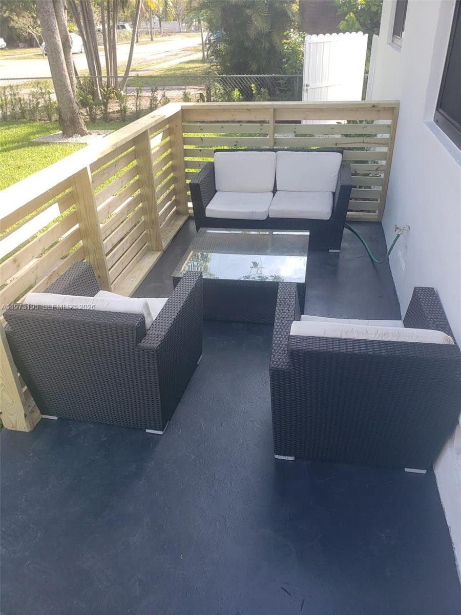 150 NE 169th Ter, North Miami Beach FL 33162 — 6