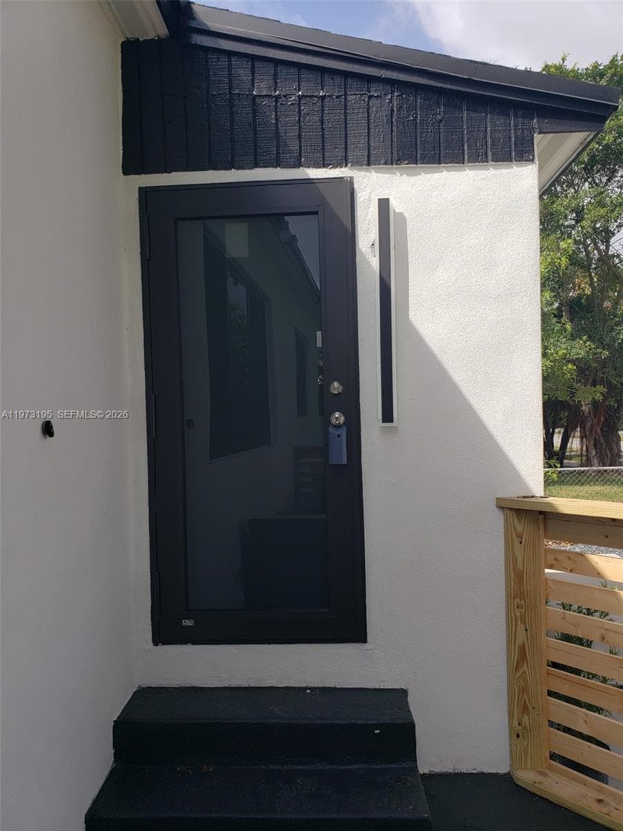 150 NE 169th Ter, North Miami Beach FL 33162 — 7