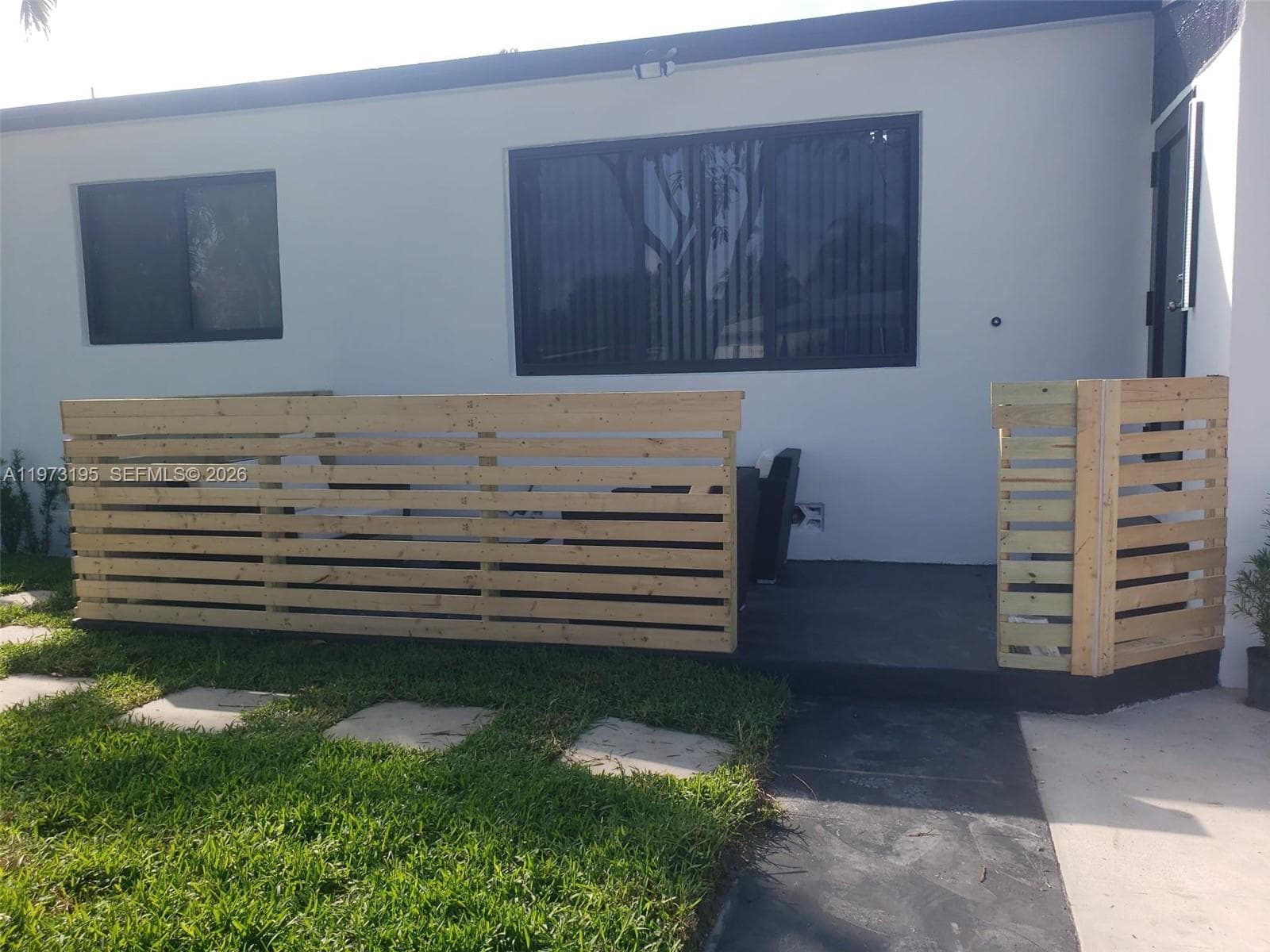 150 NE 169th Ter, North Miami Beach FL 33162 — 5