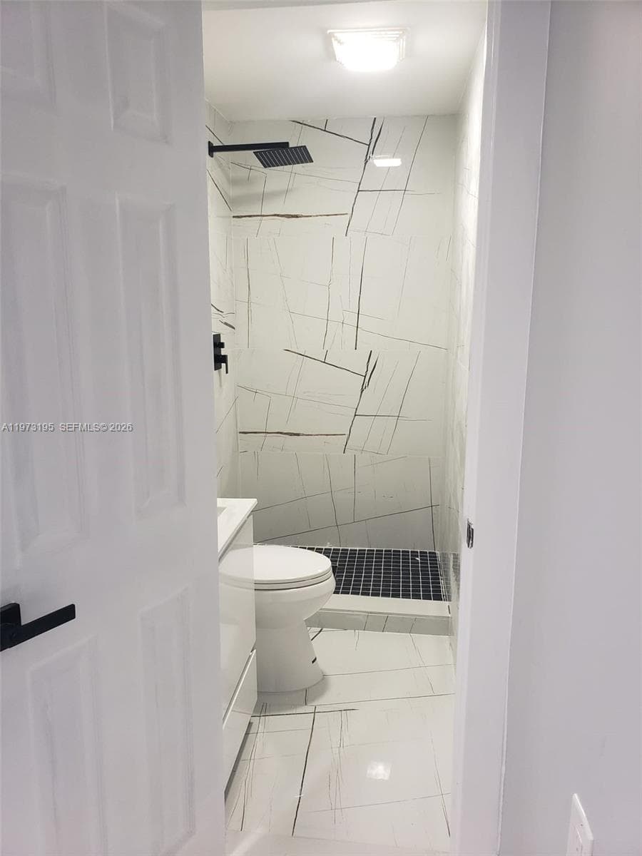 150 NE 169th Ter, North Miami Beach FL 33162 — 41