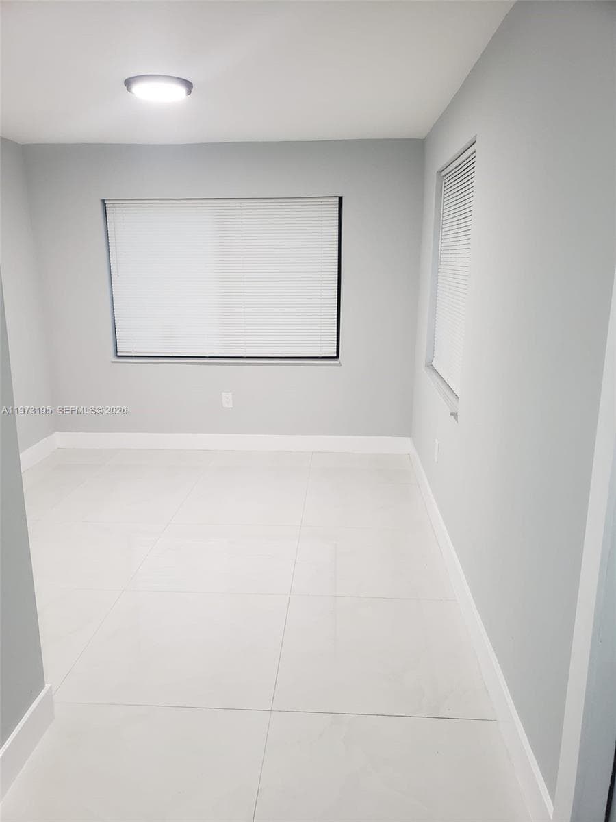 150 NE 169th Ter, North Miami Beach FL 33162 — 39
