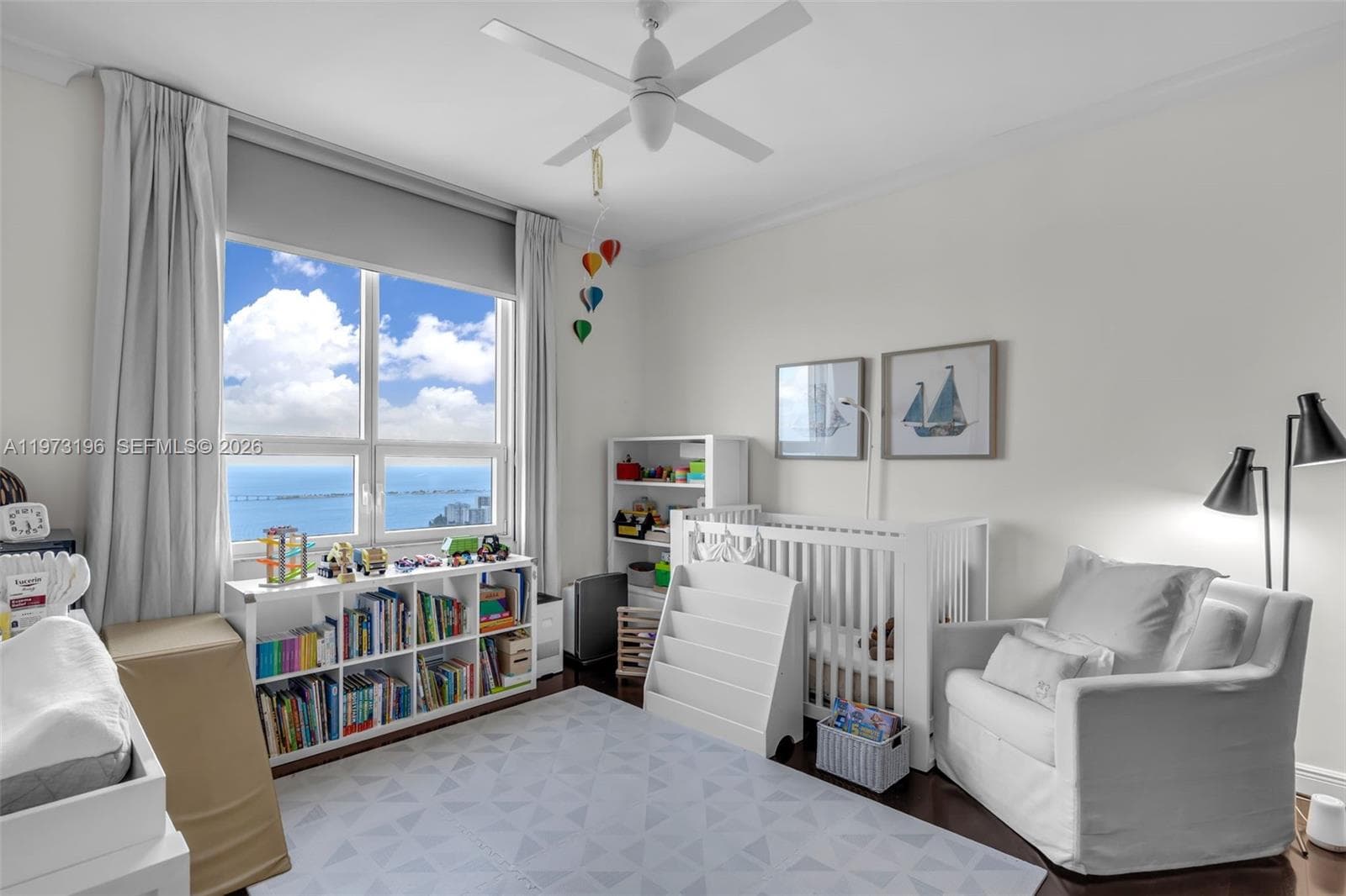 848 Brickell Key Dr, Miami FL 33131 — 23