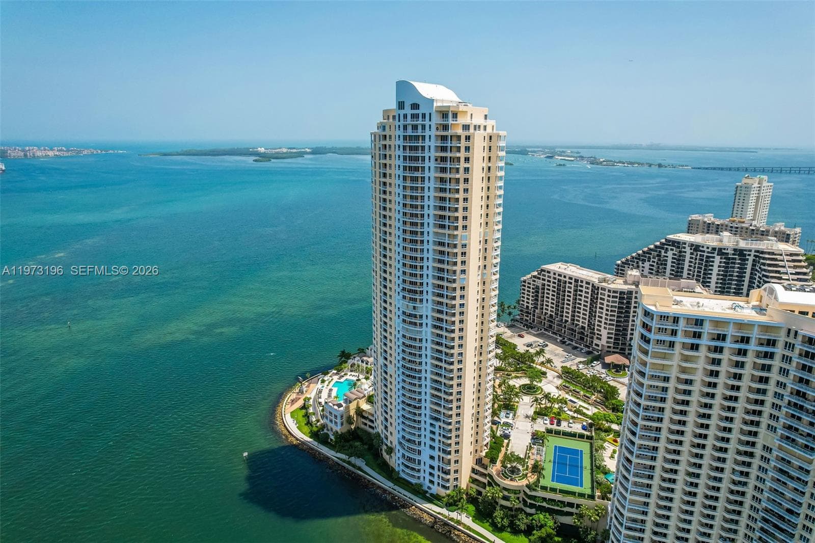 848 Brickell Key Dr, Miami FL 33131 — 49