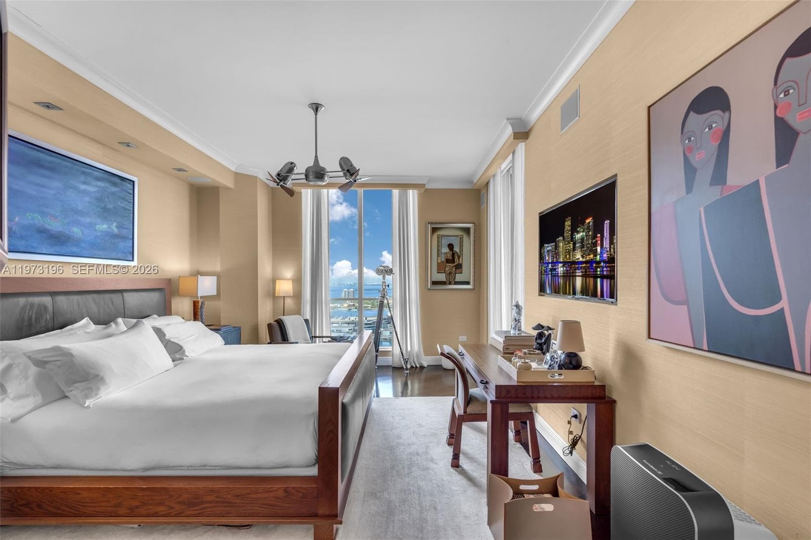 848 Brickell Key Dr, Miami FL 33131 — 18
