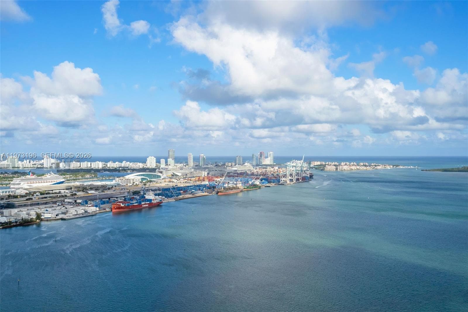 848 Brickell Key Dr, Miami FL 33131 — 35