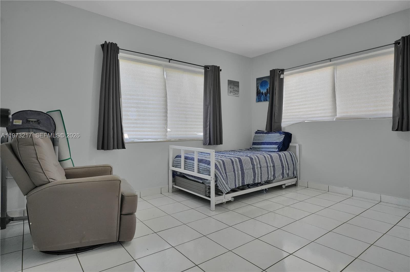 570 NE 169th St, North Miami Beach FL 33162 — 12