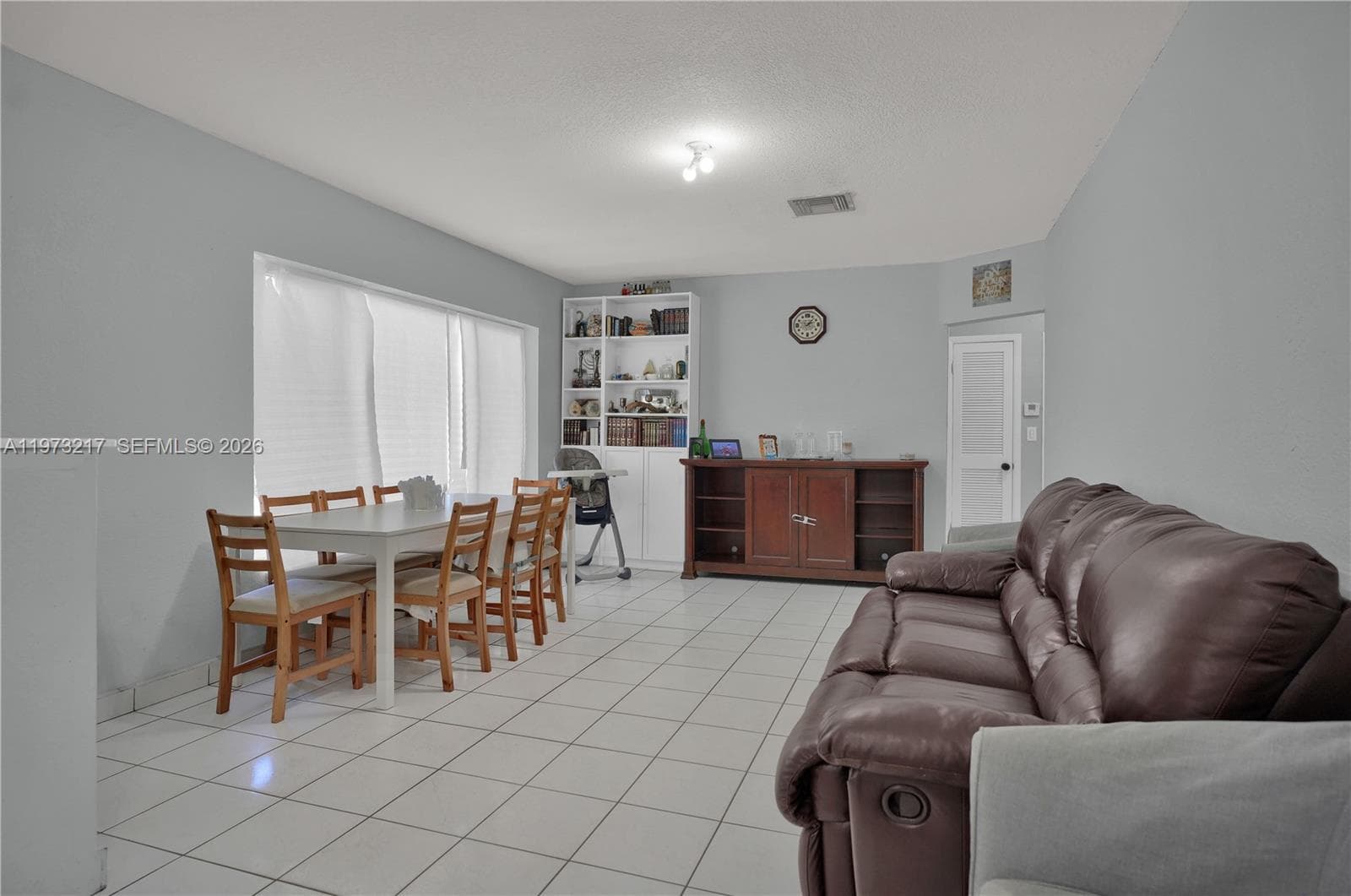 570 NE 169th St, North Miami Beach FL 33162 — 9