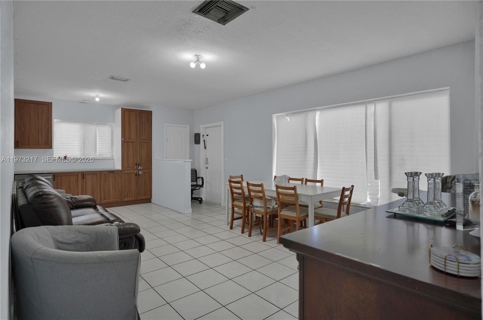 570 NE 169th St, North Miami Beach FL 33162 — 10